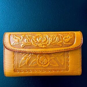 Compact orange wallet